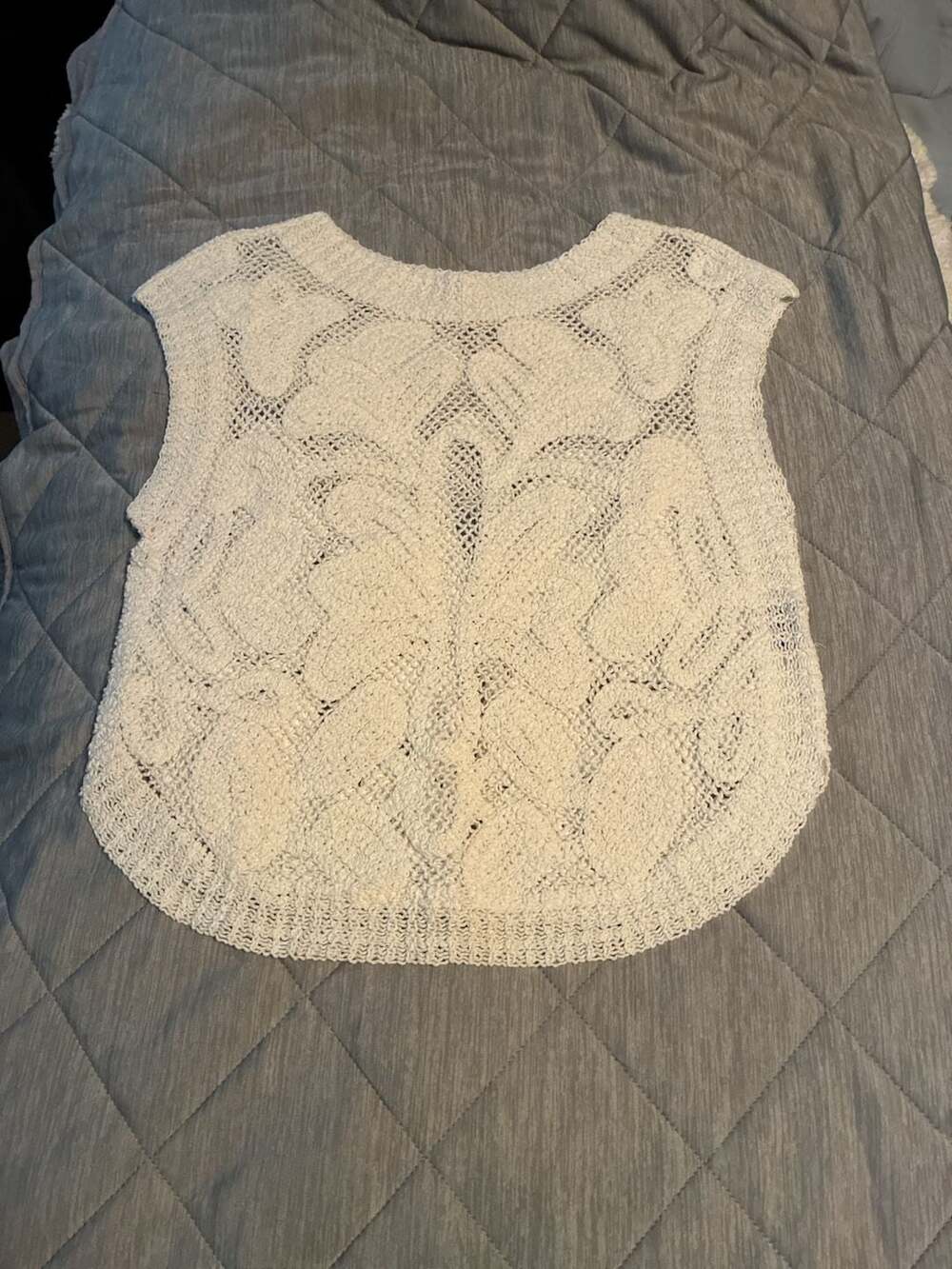 POL Women's White Open Knit Crochet Sleeveless Tank Top Sz 1 A640